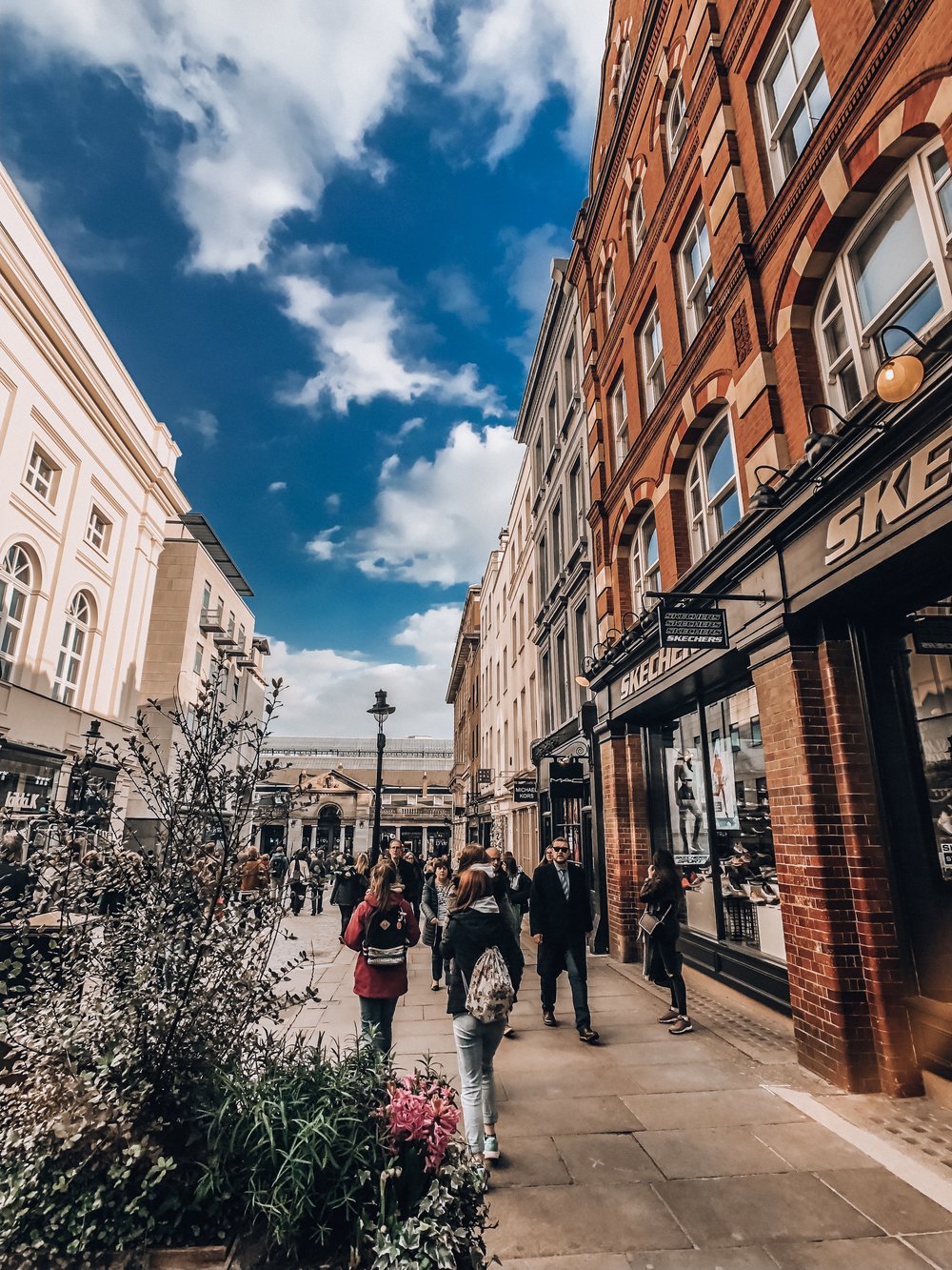 How to shop without money in London