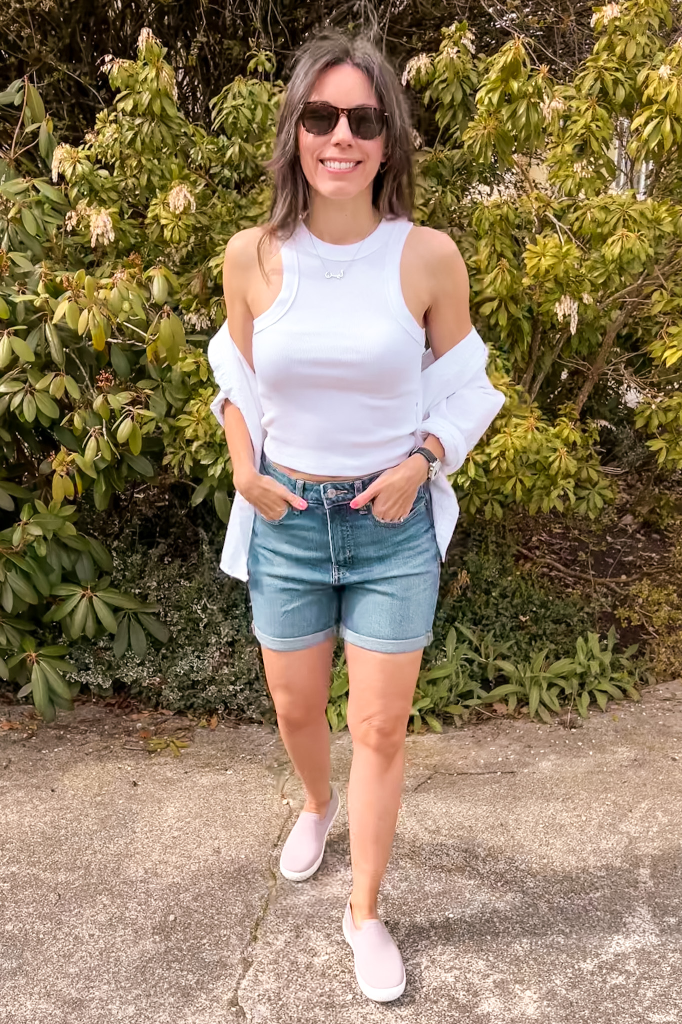Ideas to Style Summer Outfits + Dresses with Sneakers - What Lynn Loves